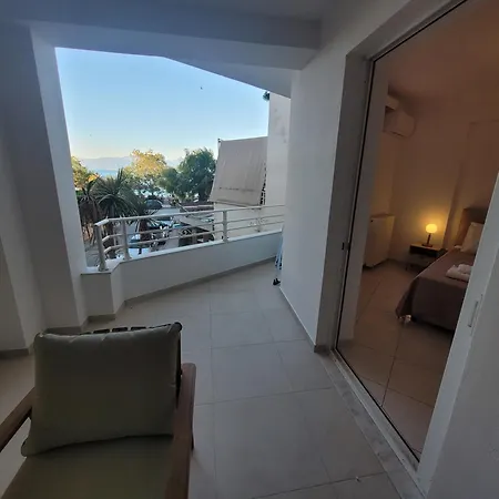 Anthi Seafront غزيلوكاسترون